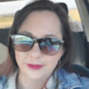 Meet your Posher, Zana